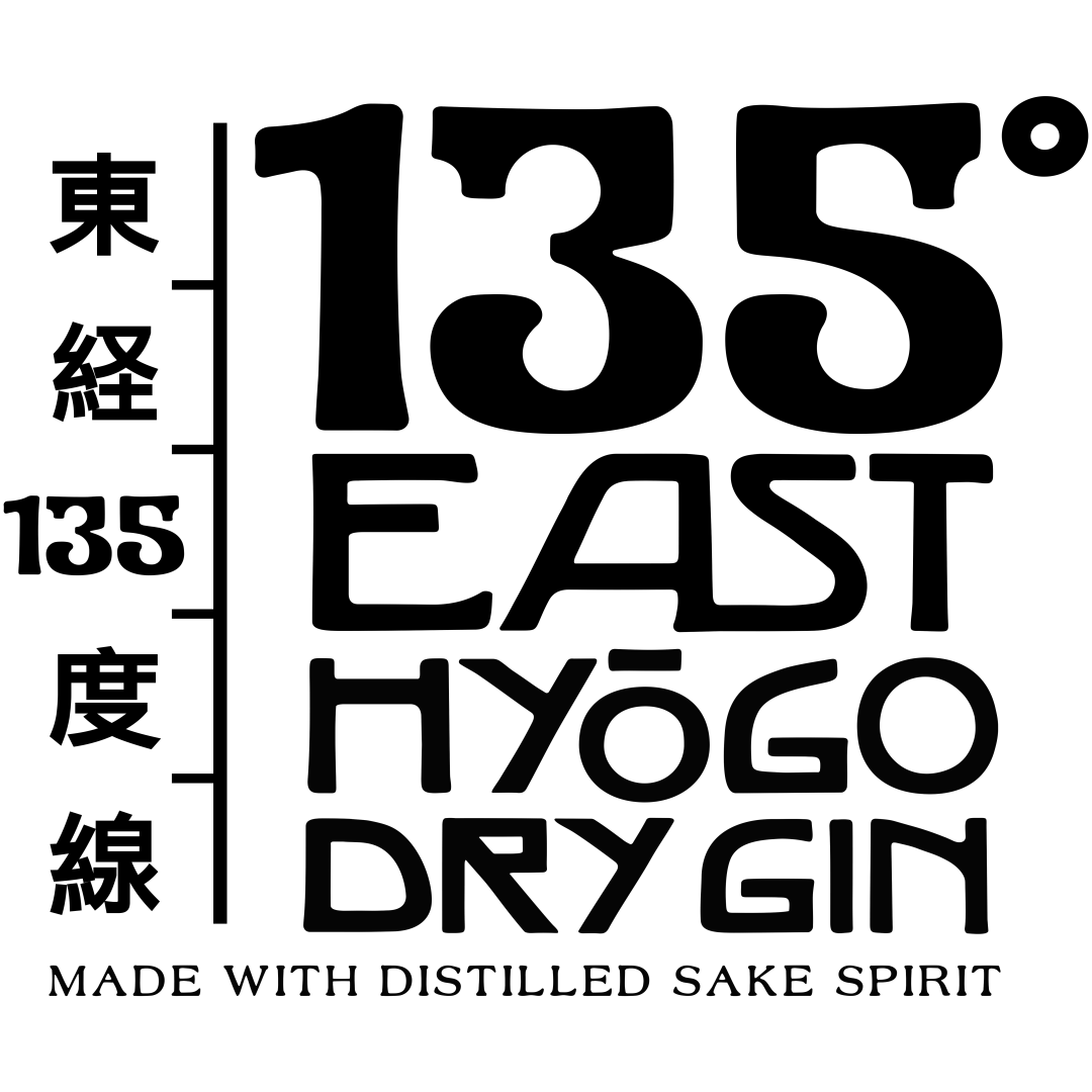 135°