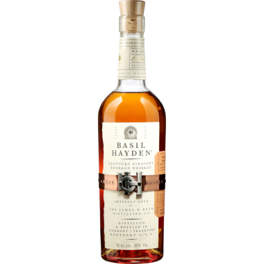 Kentucky Straight Bourbon Whiskey artfully aged